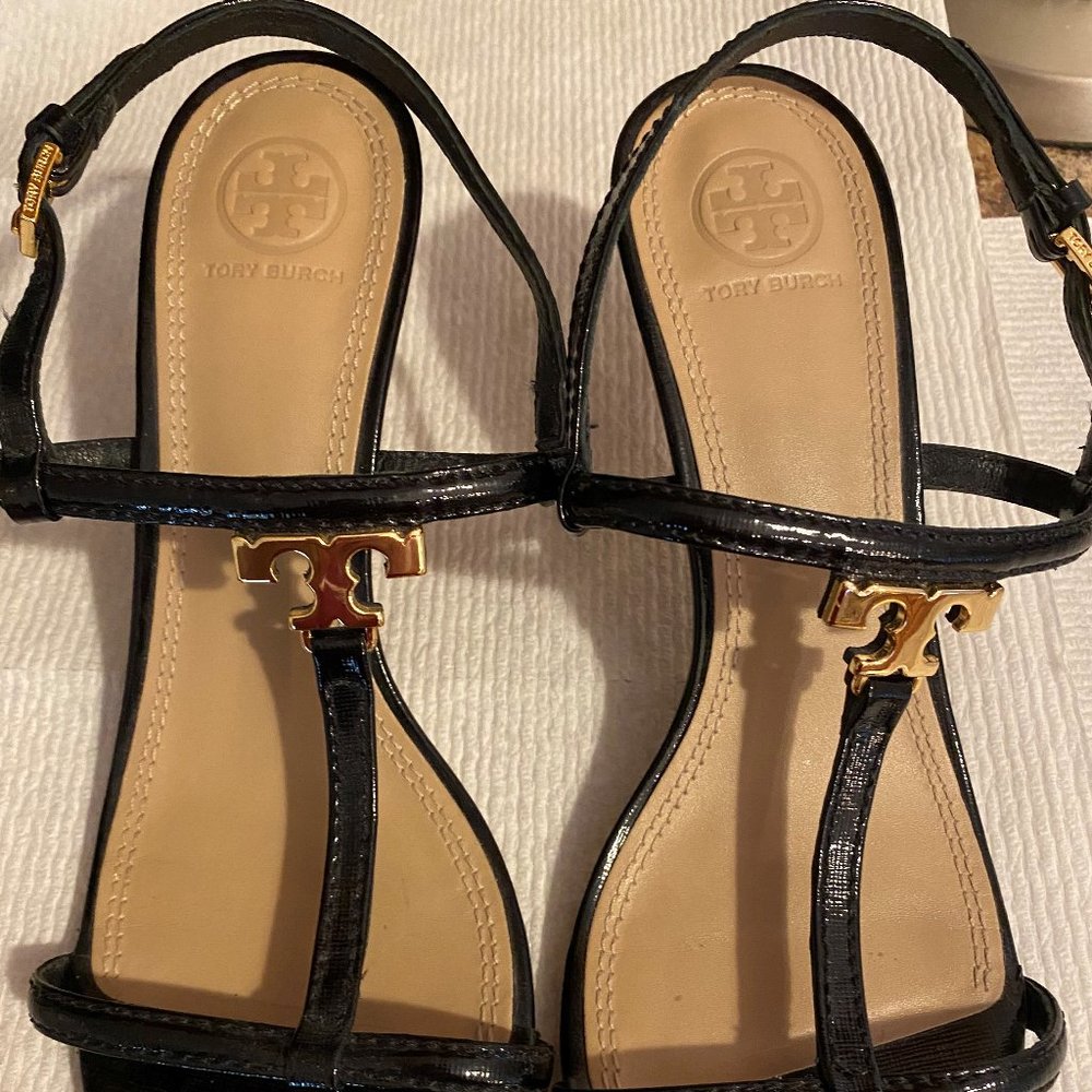 Tory Burch Logo Saffiano T-Strap Heels, Size 9